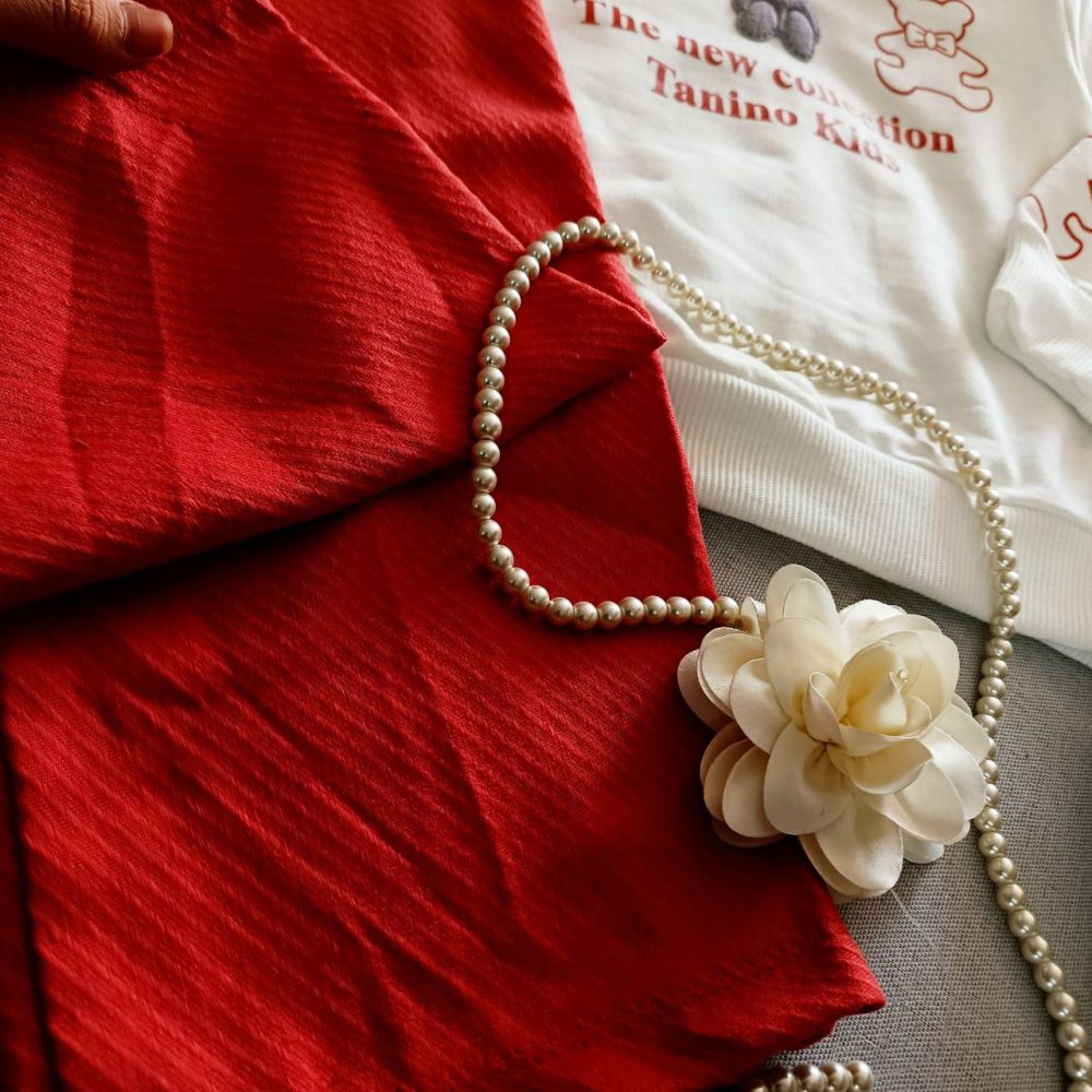 Girls' blouse and pants suitable for ages 2 to 9 years