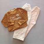 Girls' blouse and pants suitable for ages 3 to 10 years