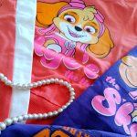 Girls' blouse and pants suitable for ages 3 to 5 years