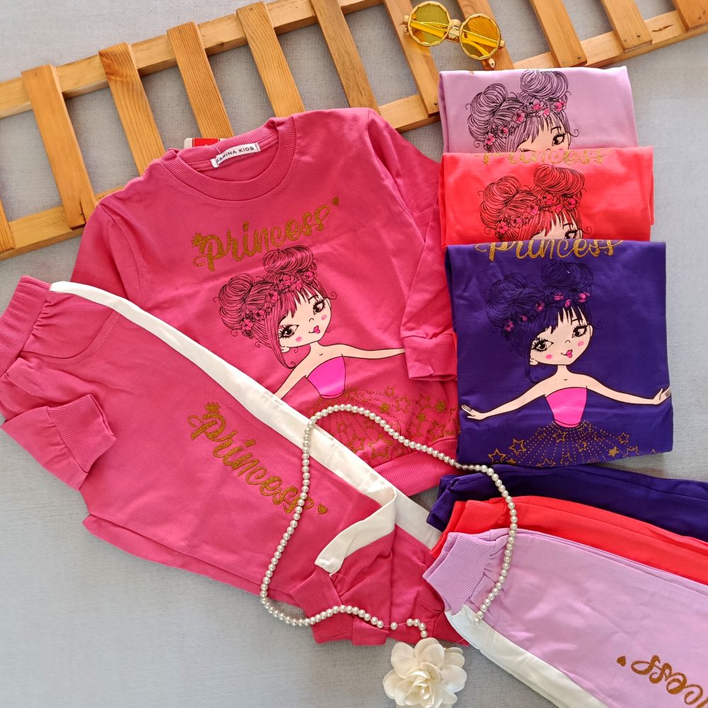 Girls' blouse and pants suitable for ages 4 to 6 years (1)