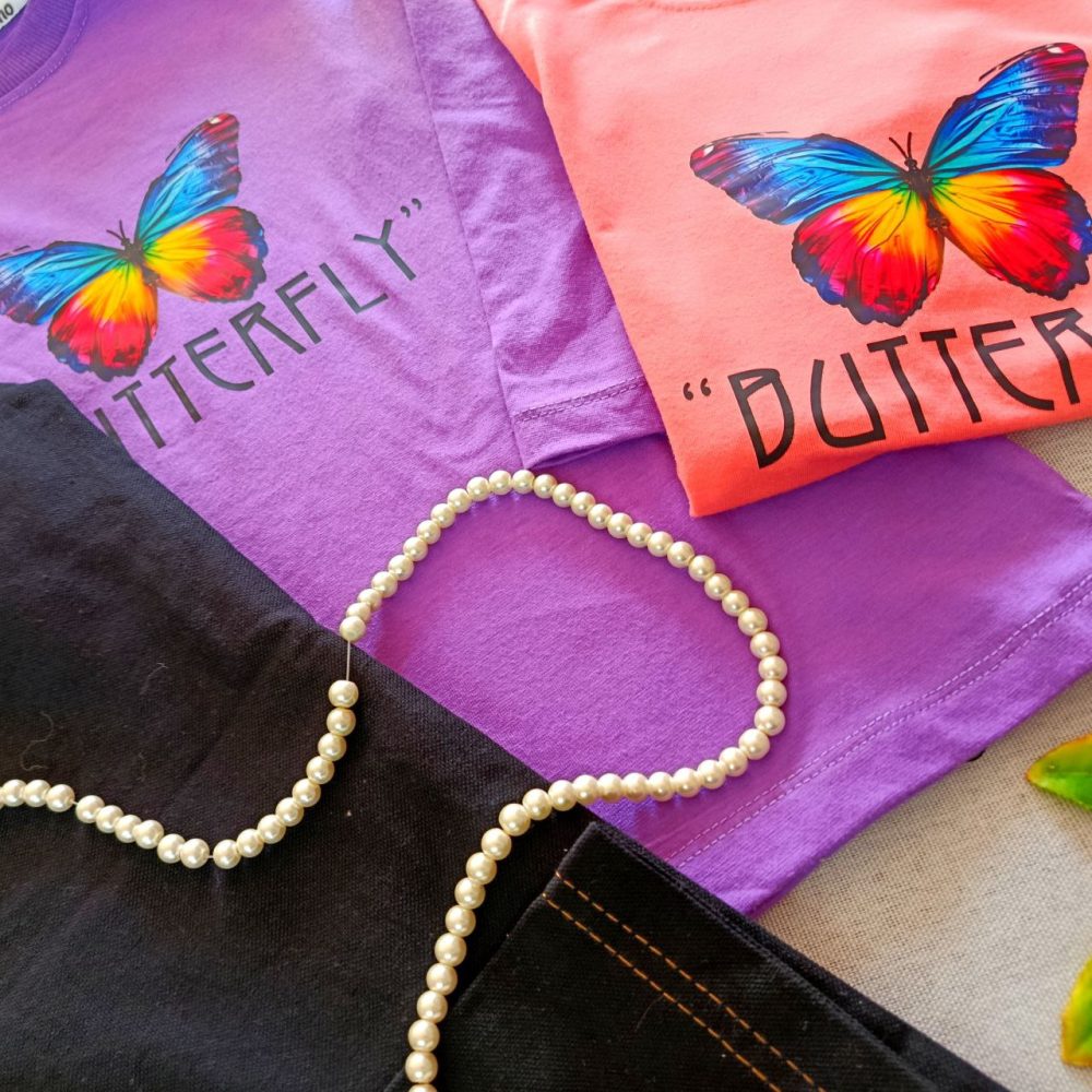 Girls' blouse and pants suitable for ages 5 to 9 years