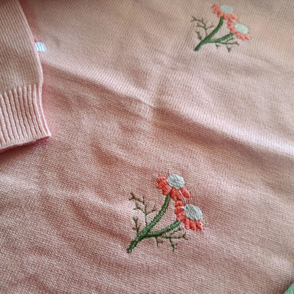 Girls' blouses from size 40 to size 55