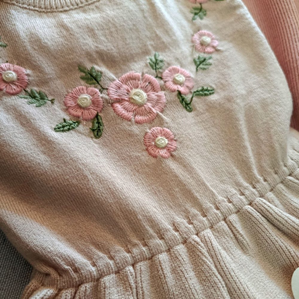 Girls' shirts from size 40 to size 50