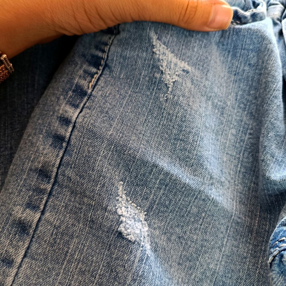 Jeans for girls and boys, suitable for ages 1 to 7 years old (2) Jeans for girls and boys, suitable for ages 1 to 7 years old