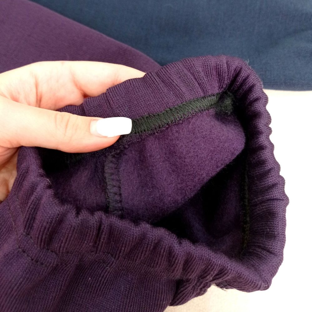 Knitted pants for girls and boys, suitable for ages 1 to 10 years