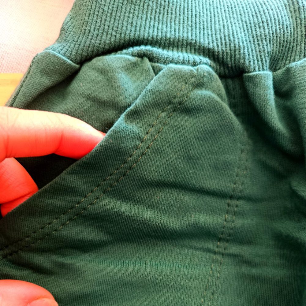 Pants for girls and boys, suitable for ages 1 to 8 years old