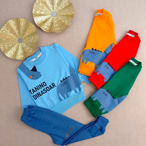 Blouses and pants for girls and boys from sizes 35 to 45