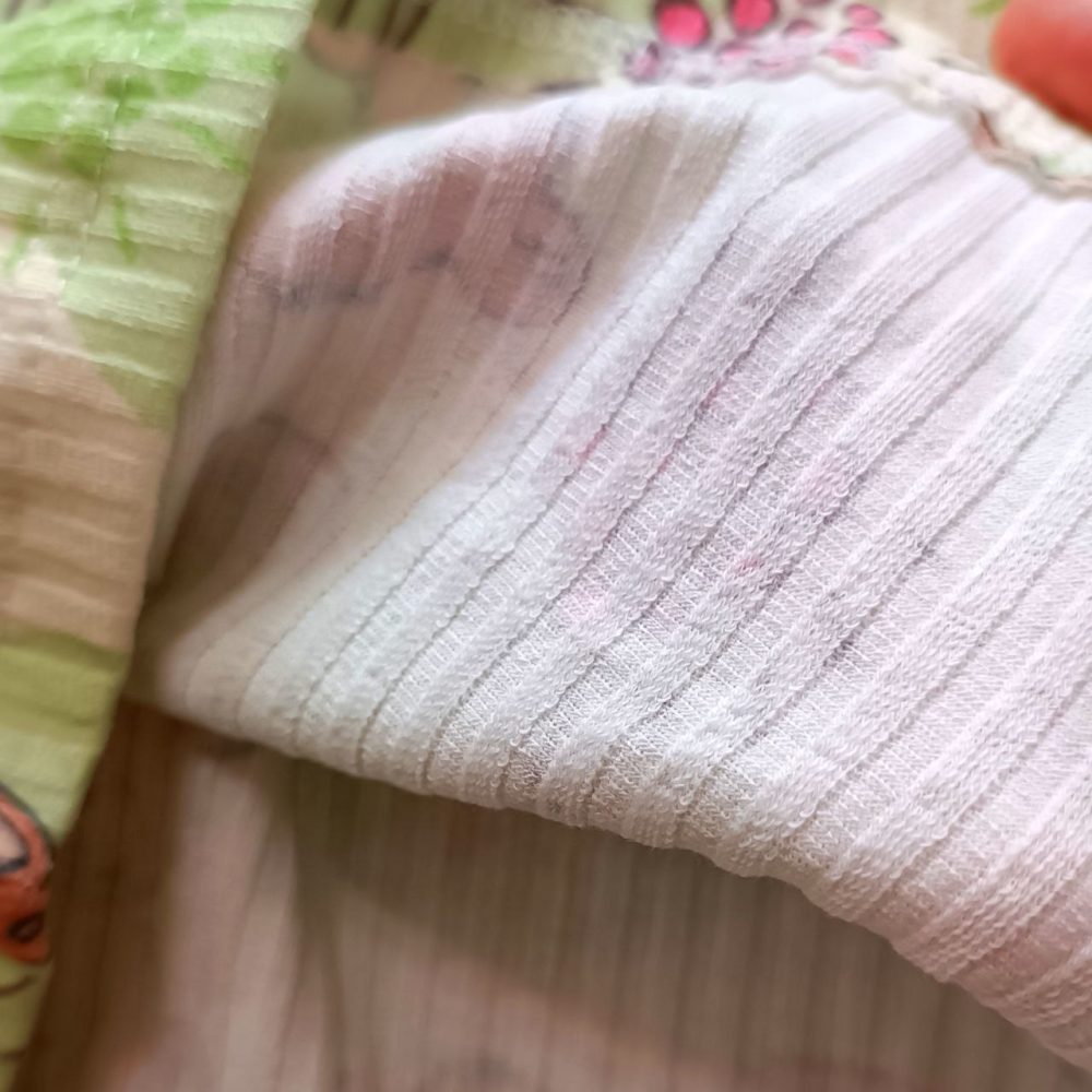 Blouses and pants for girls and boys from sizes 35 to 50