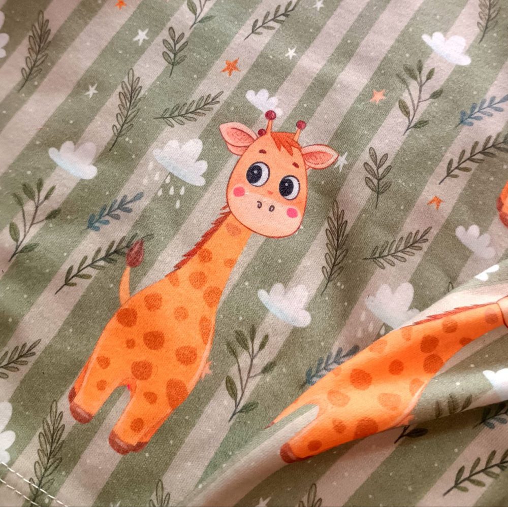 Blouses and pants for girls and boys from sizes 35 to 50