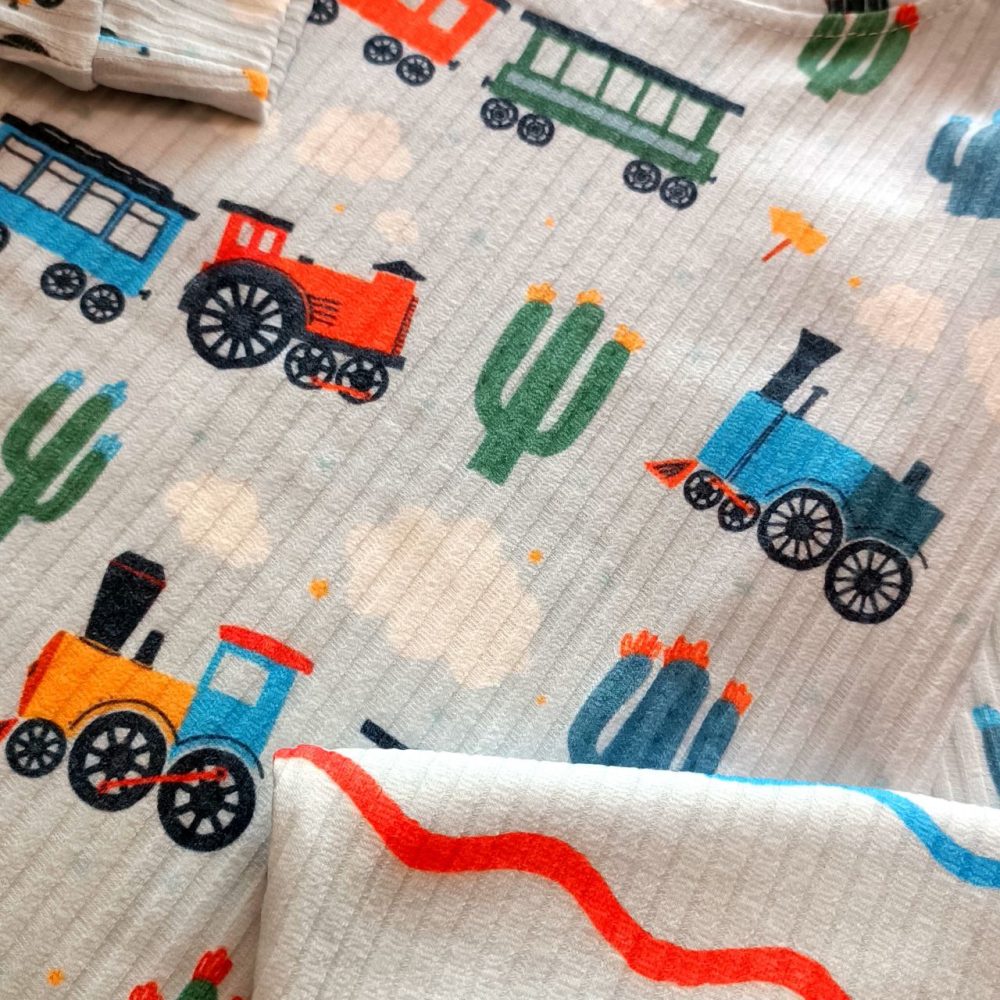 Blouses and pants for girls and boys from sizes 35 to 55