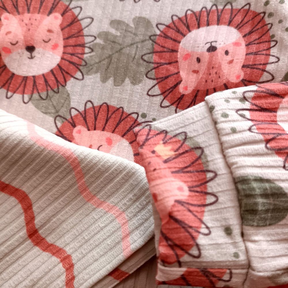 Blouses and pants for girls and boys from sizes 35 to 55