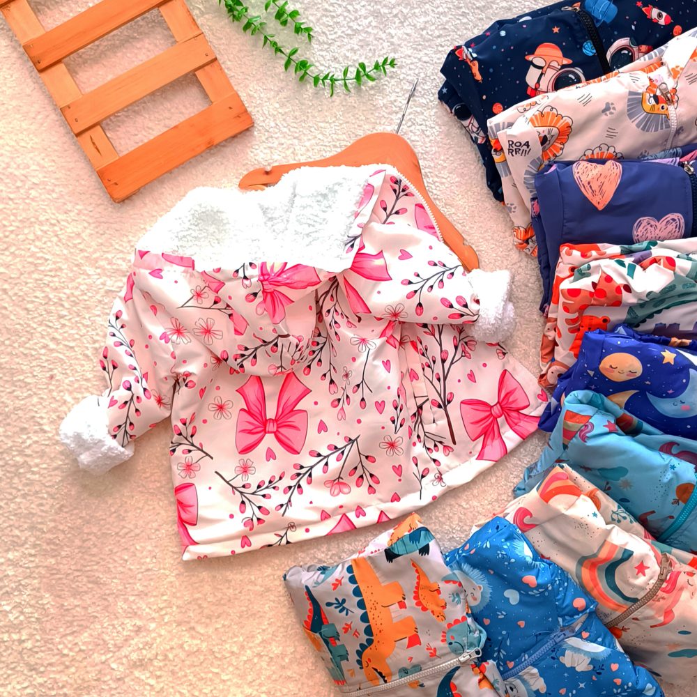 Girls' and boys' jackets from size 40 to size 55 (1)