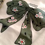 Girls' blouse and pants suitable for ages 9 to 12 years old