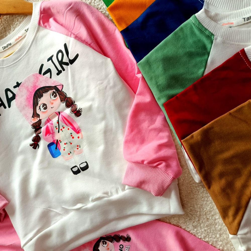 Girls' blouses and pants from age 4 to 7 years