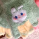 Girls' gloves suitable for ages 1 to 6 years old