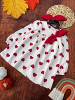 Girls' shirt suitable for ages 3 to 7 years