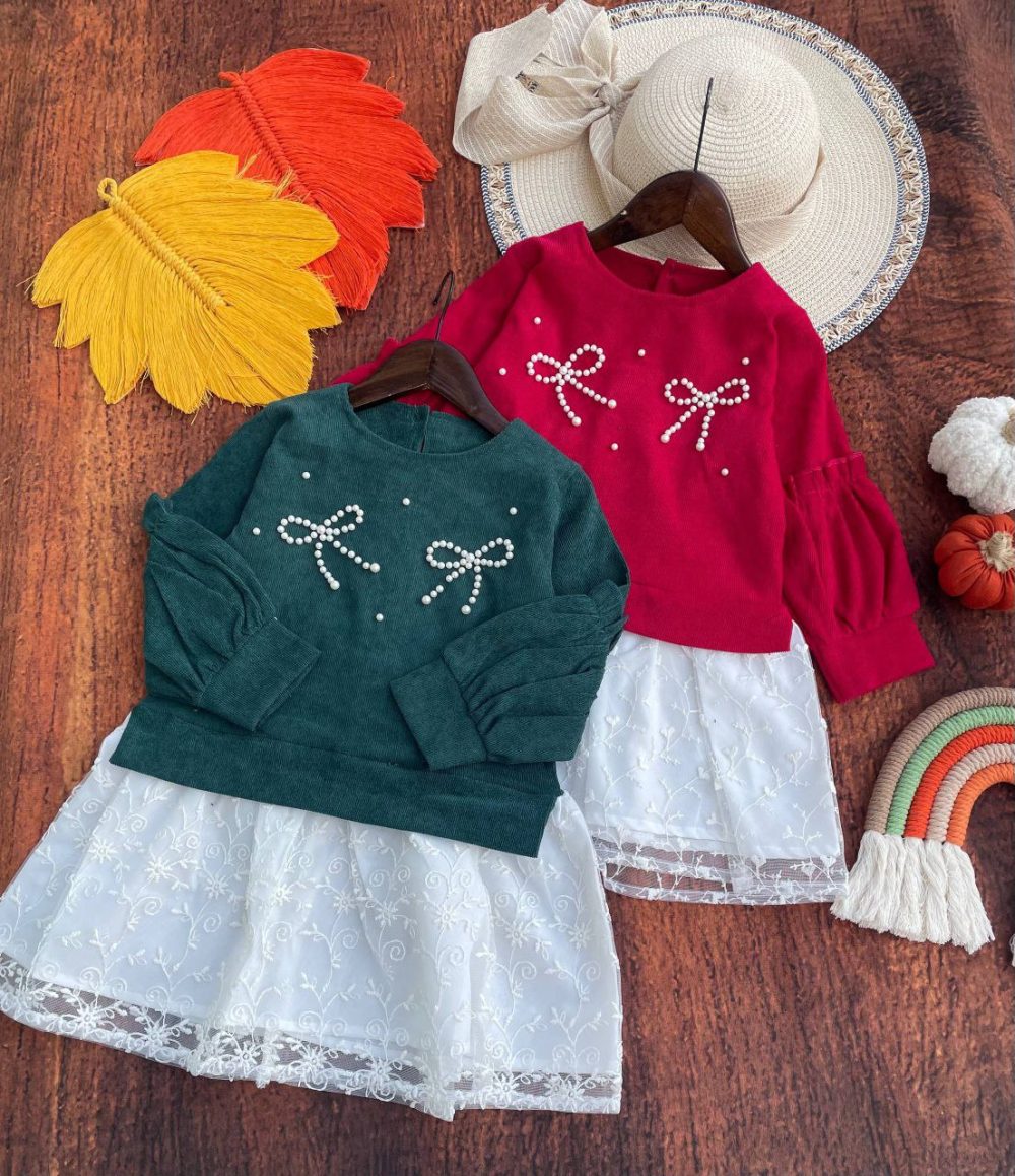 Girls' shirt suitable for ages 3 to 8 years