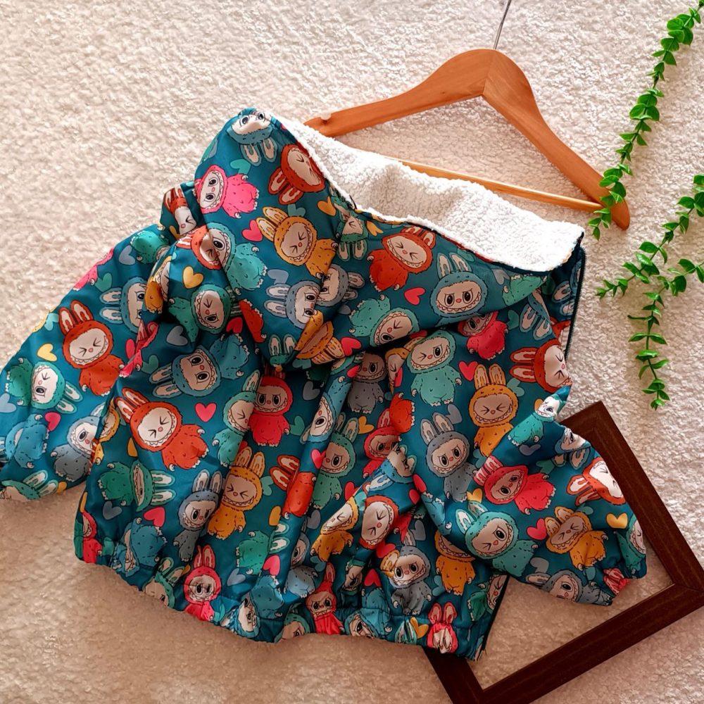 Hooded jacket for girls and boys, suitable for ages 2 to 10