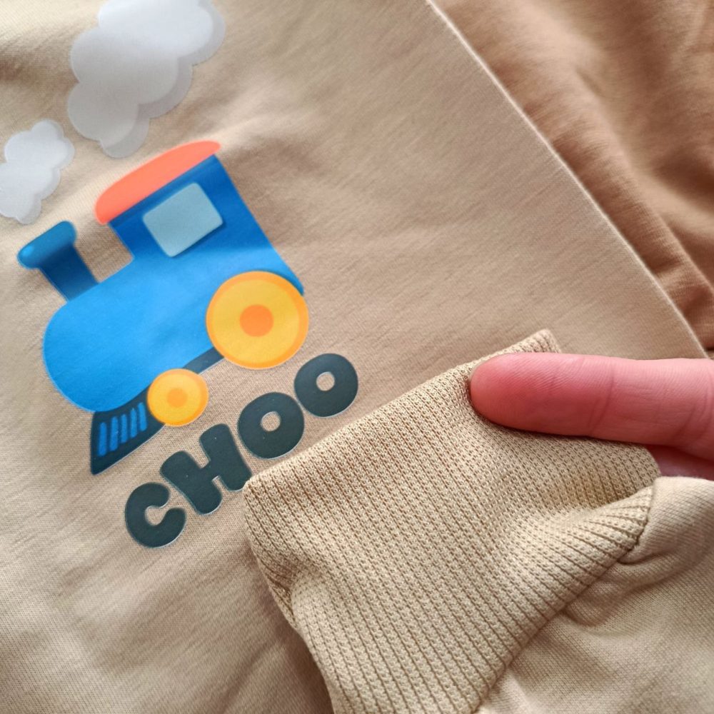 Blouses and pants for girls and boys from 2 years to 5 years