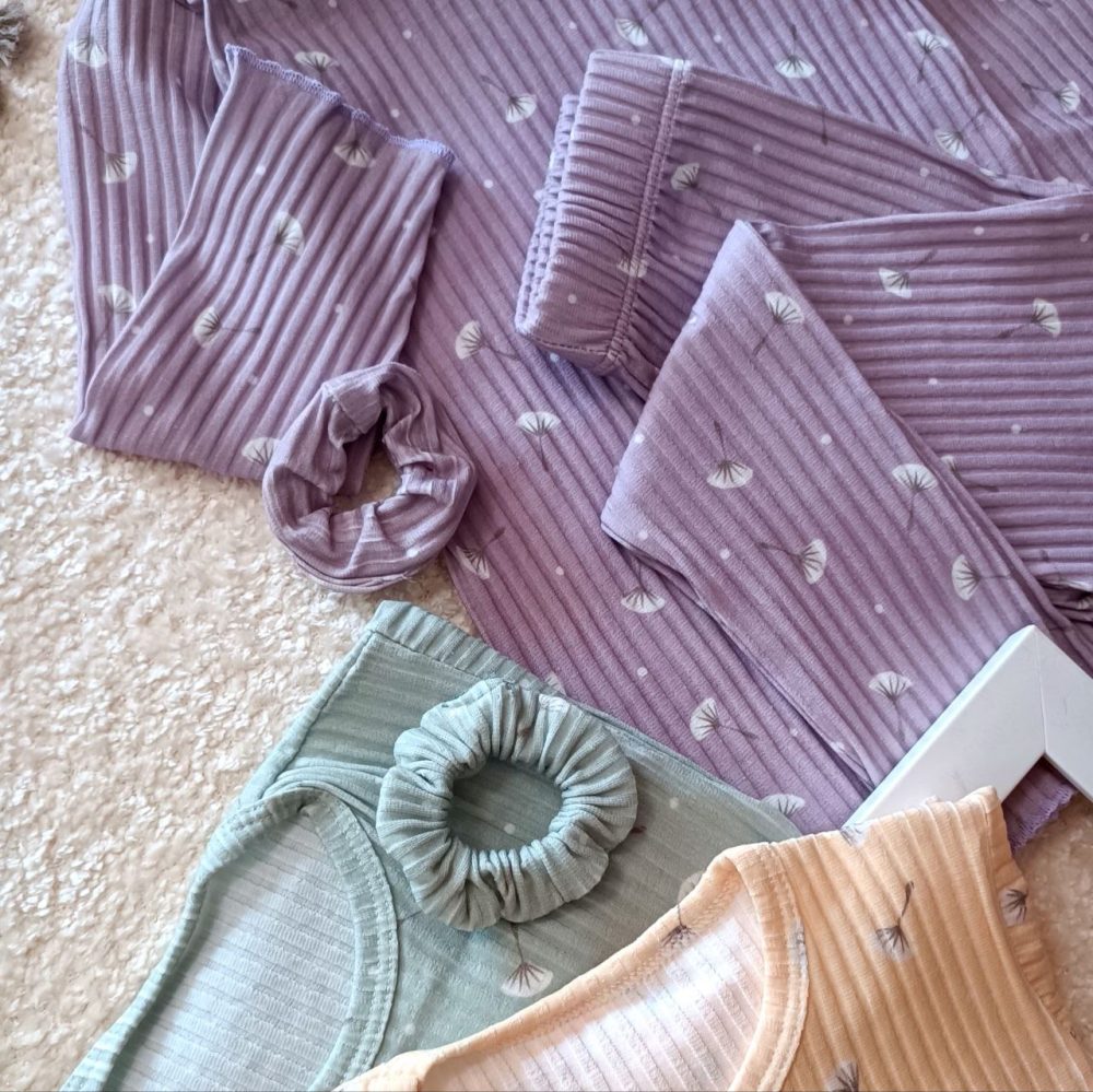 Girls' blouse and pants suitable for ages 4 months to 7 years