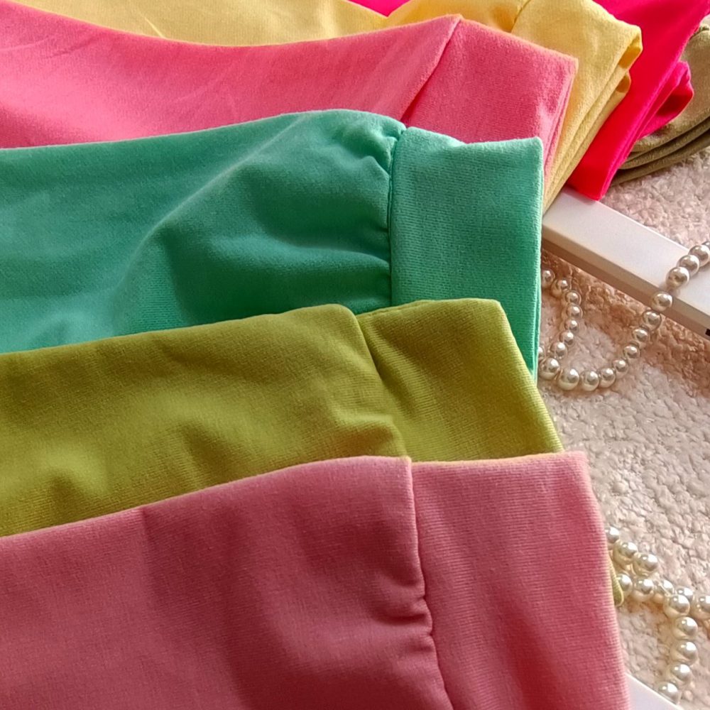 Girls' blouses and pants from size 40 to 50