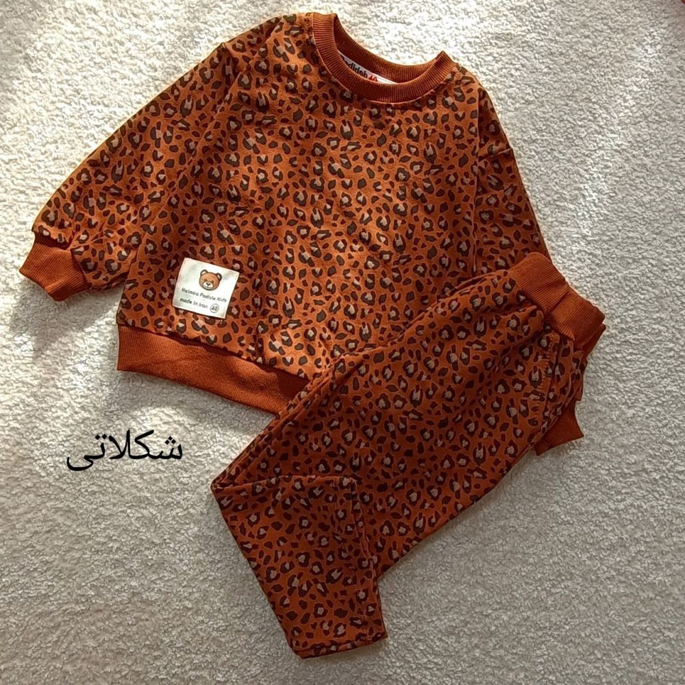 Girls' blouses and pants from size 40 to 55