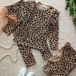 Girls' blouses and pants, sizes 40 and 45