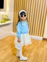 Girls' shirts suitable for ages 2 to 8 years