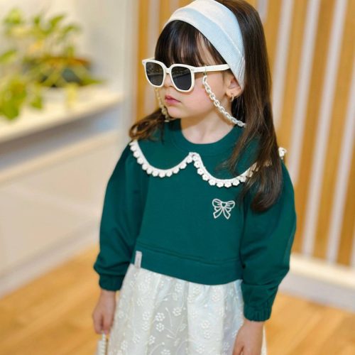 Girls' shirts suitable for ages 2 to 8 years