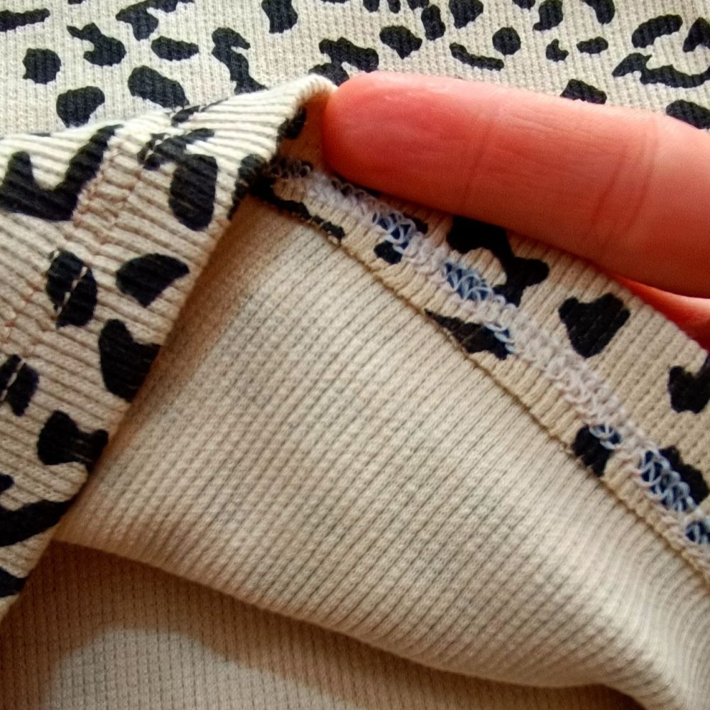 Girls' sweatshirts and pants from size 40 to 50