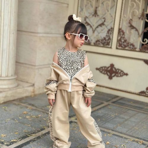 Girls' sweatshirts and pants from size 40 to 50