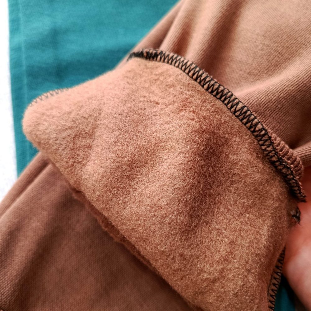 Pants for girls and boys, suitable for ages 8 to 10