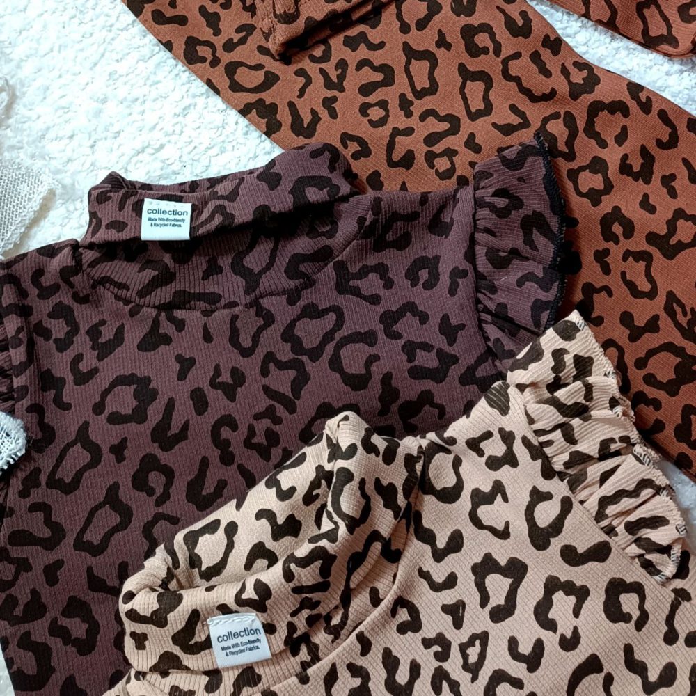 Girls' blouse and pants suitable for 2 to 7 years old