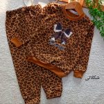 Girls' blouse and pants suitable for ages 2 to 5 years