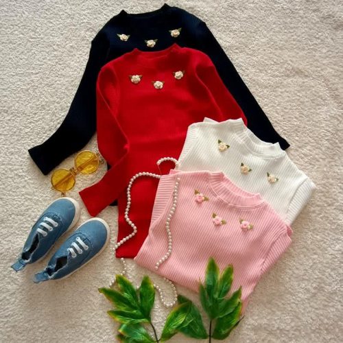 Girls' blouses from size 30 to 55