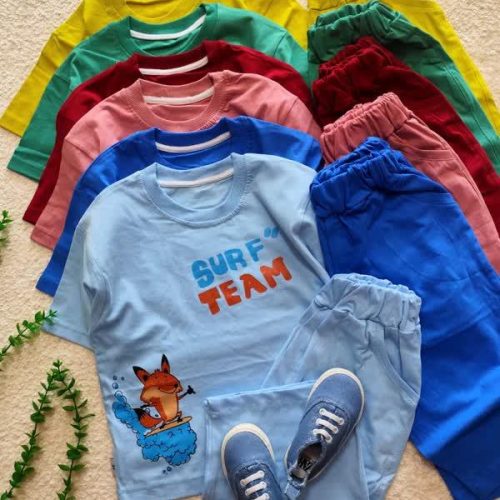 Boys' T-shirts and shorts, size 45 and size 50