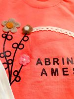 Girls' T-shirt and shorts, 2 to 5 years old