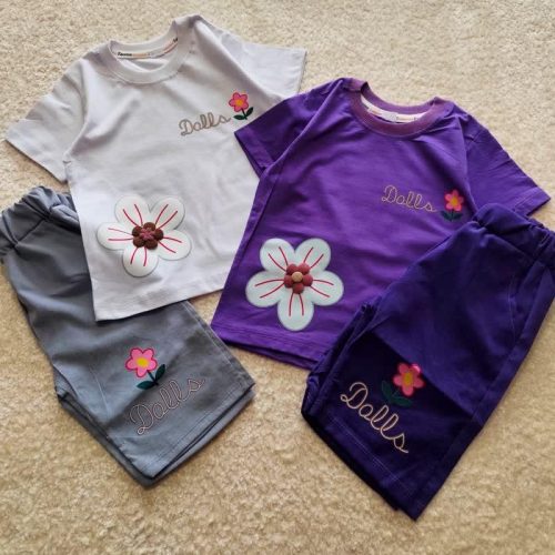 Girls' T-shirts and shorts, size 40 and 45