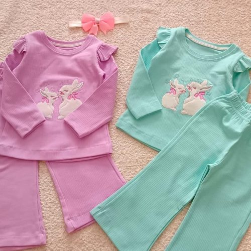 Girls' blouses and pants from 1 year to 4 years