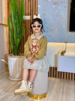 Girls' blouses and skirts from size 40 to size 55