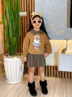 Girls' blouses and skirts from size 40 to size 55