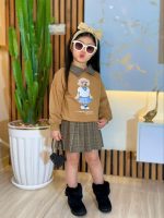 Girls' blouses and skirts from size 40 to size 55