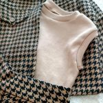 Girls' skirt suit suitable for ages 3 to 11 years