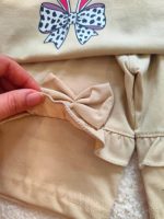 Girls' T-shirt and shorts, 2 to 5 years old
