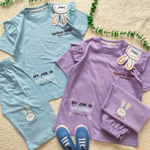 Girls' T-shirts and shorts, 5 to 9 years old