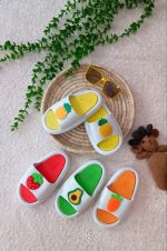 Girls' slippers from size 25 to size 36