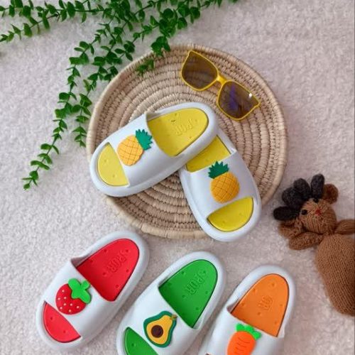 Girls' slippers from size 25 to size 36