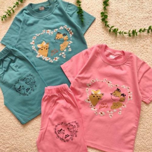 Girls' t-shirts and shorts from size 40 to size 55