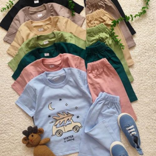 T-shirts and shorts for girls and boys, 1 year to 5 years