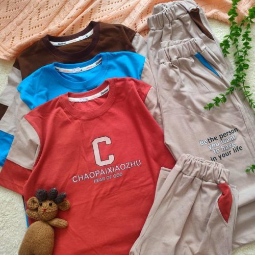 Boys' T-shirts and shorts, sizes 60 and 65